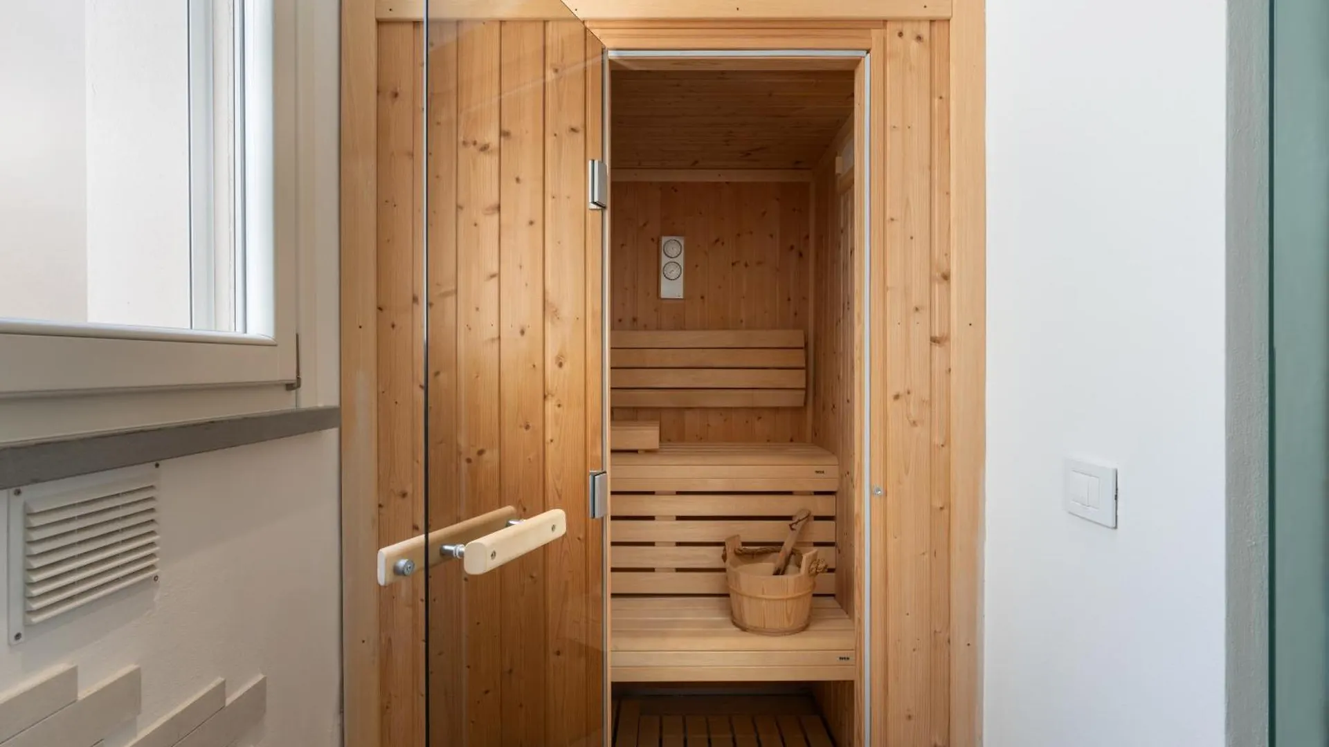 Luxury Green Marignana Villa, Versilia, Pool, Ac, Sauna Camaiore Villa